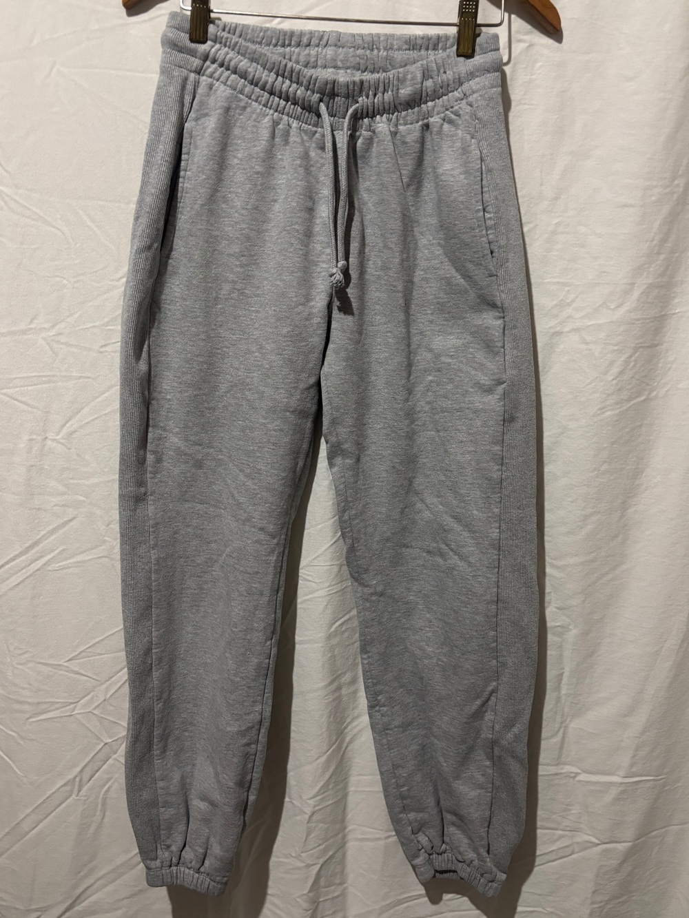 RD style grey jogger sweatpants in grey